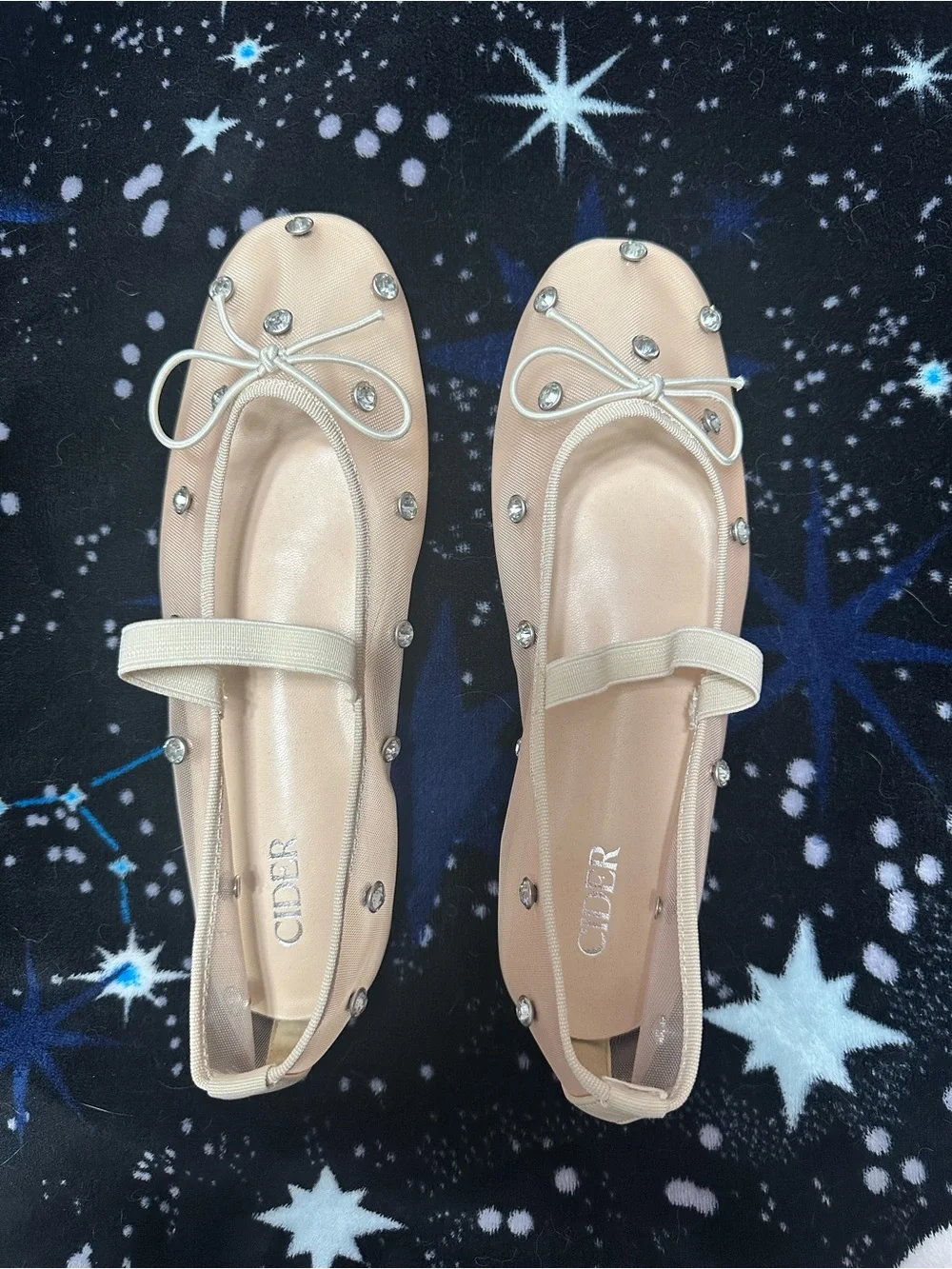 Cider Size 8 Embellished Nude Ballet Flats with Bow Never Worn